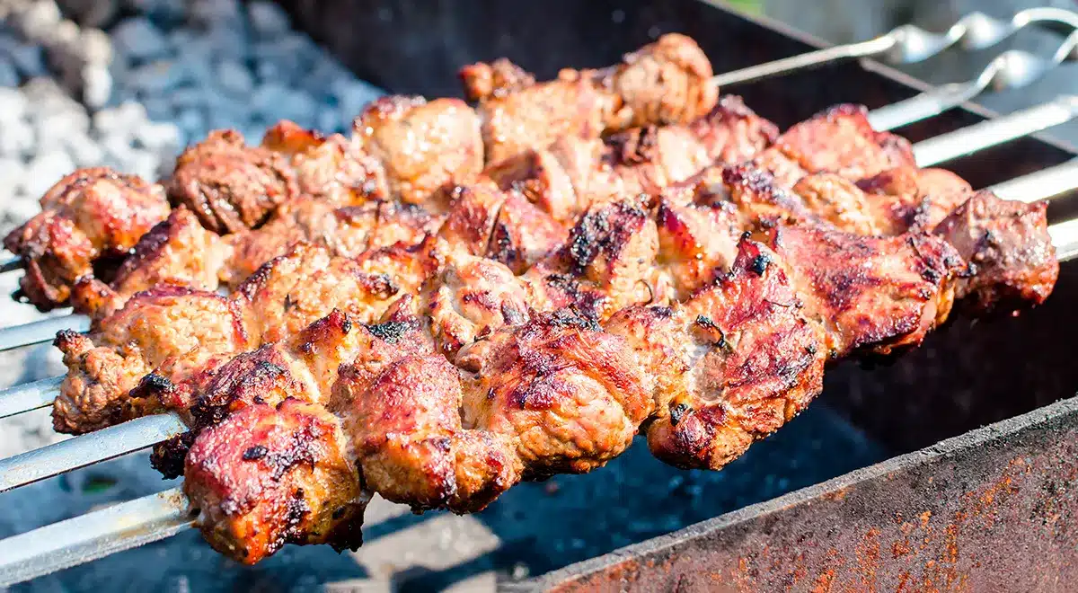 Najlepšie najchutnejšie marinády na kebab z bravčovej krkovičky