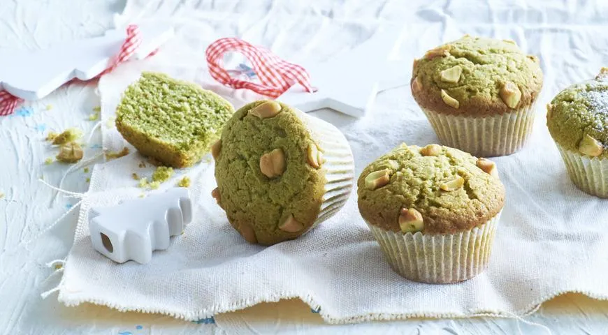 Matcha a muffiny z bielej čokolády, recept tu