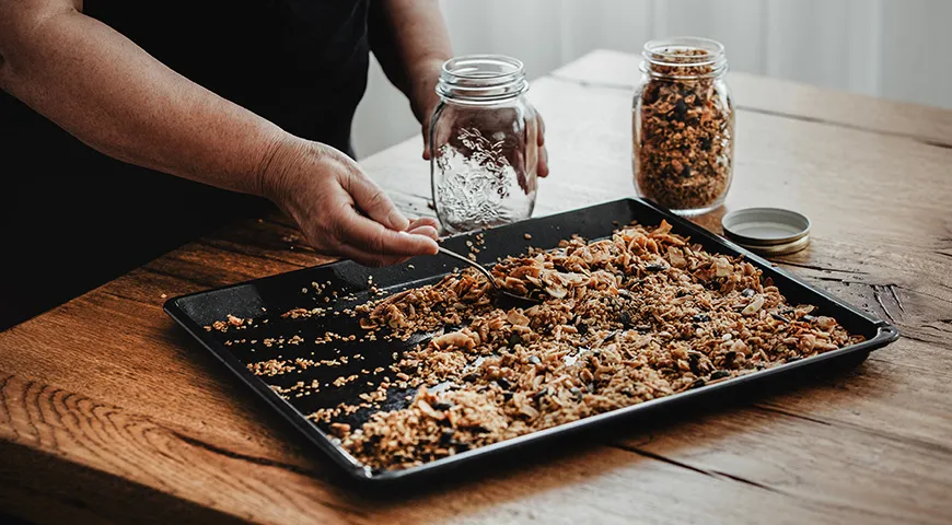 Skvelé müsli si môžete pripraviť aj doma a potom z neho urobiť granolu