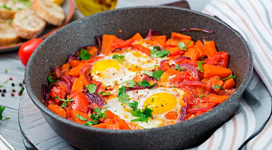 Oranžová shakshuka