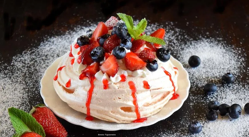 Pavlova torta